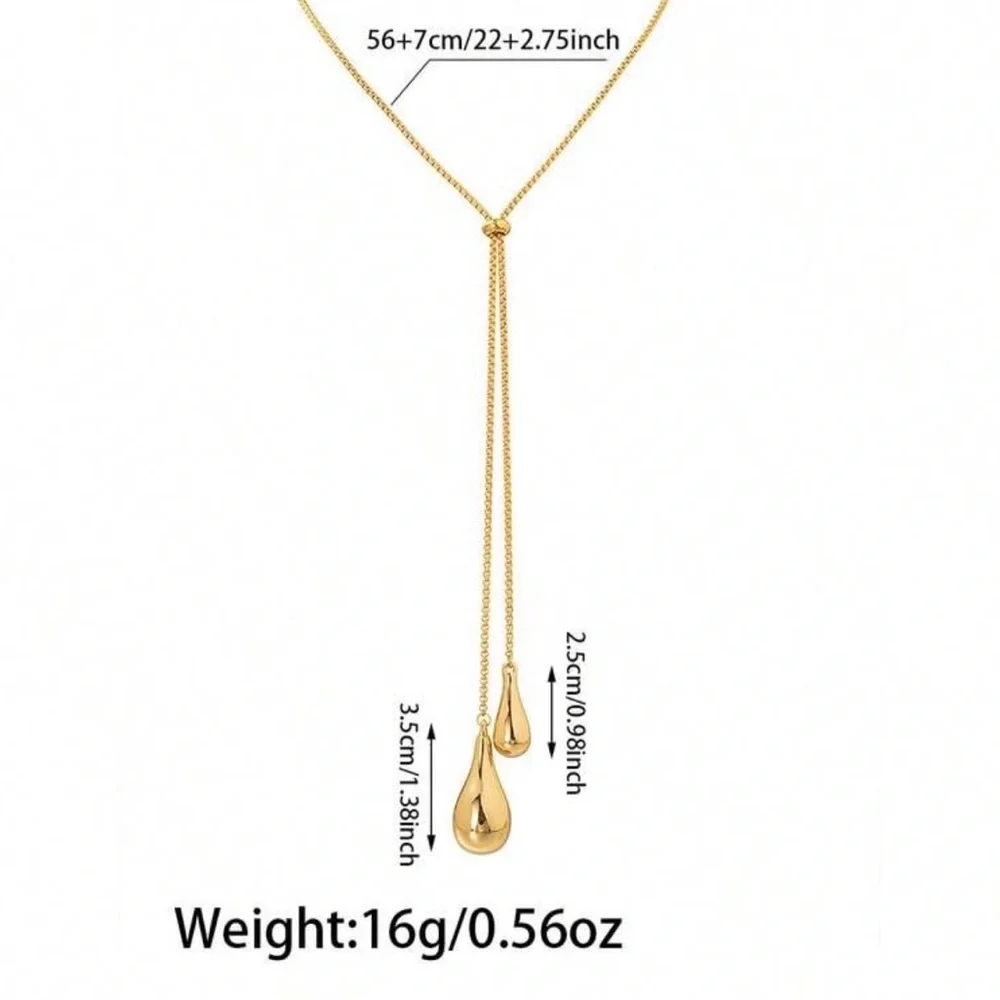Elegant Gold Teardrop Necklace
